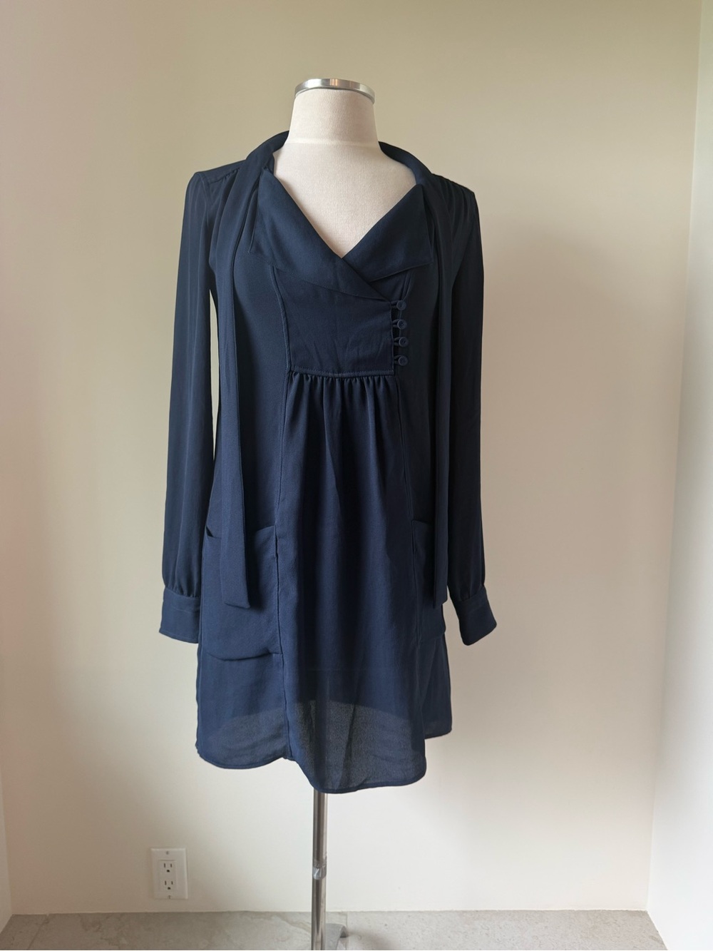 BCBGMaxAzria Navy Long-Sleeve V-Neck Tunic with Button Detail